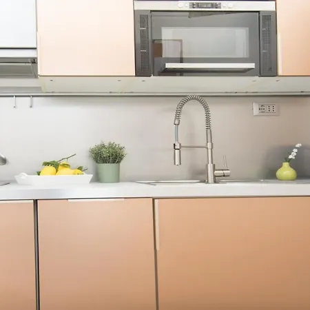 Апартаменты Mini-loft Piazza Di Spagna