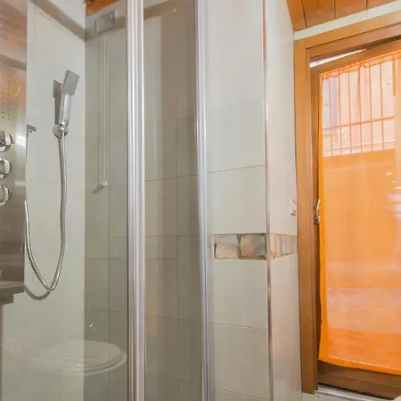 Spanish Steps Mini-loft *